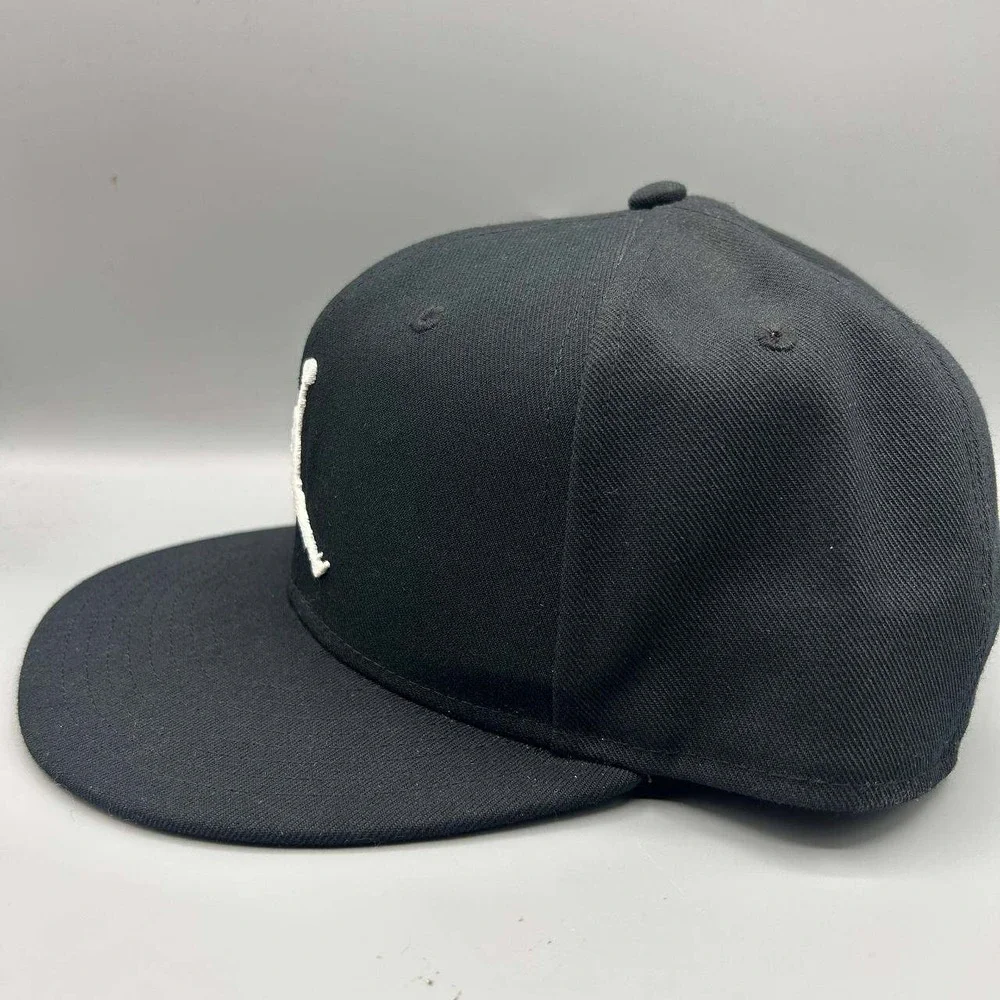 Air Jordan Pro Hat‎ Men Medium-Large Black Jumpman Snap Back Cap M-L